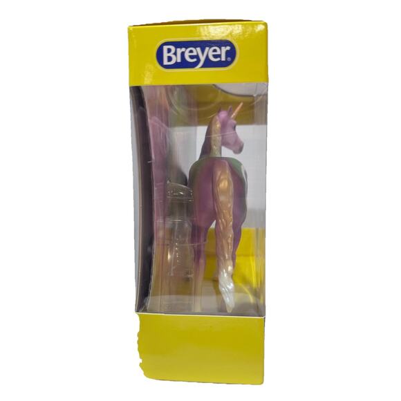 Breyer Freedom Series Keep The Peace Unicorn Scale 1:12 Ages 4+ - Picture 2 of 9